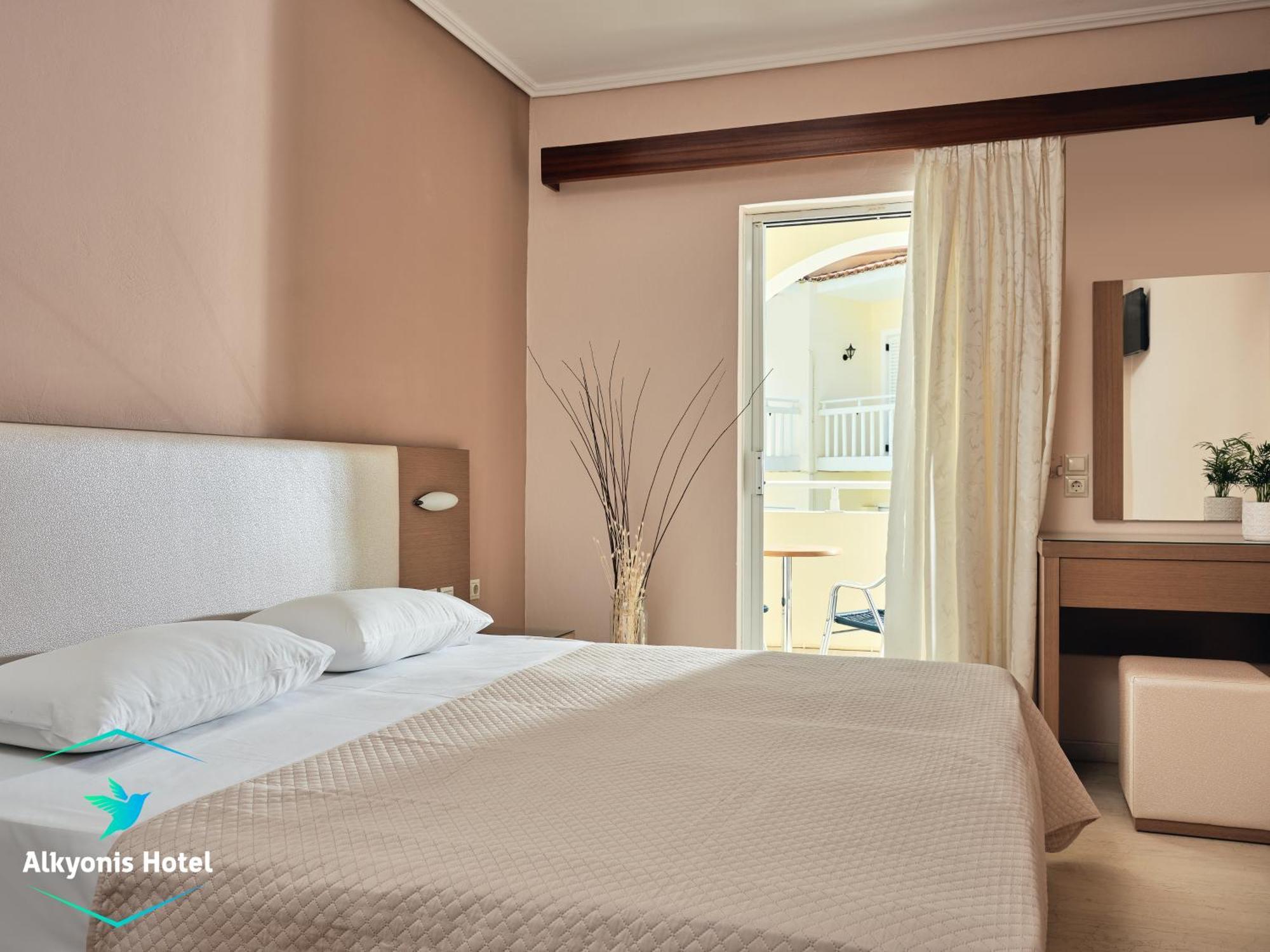 Alkyonis Hotel Лаганас Екстер'єр фото